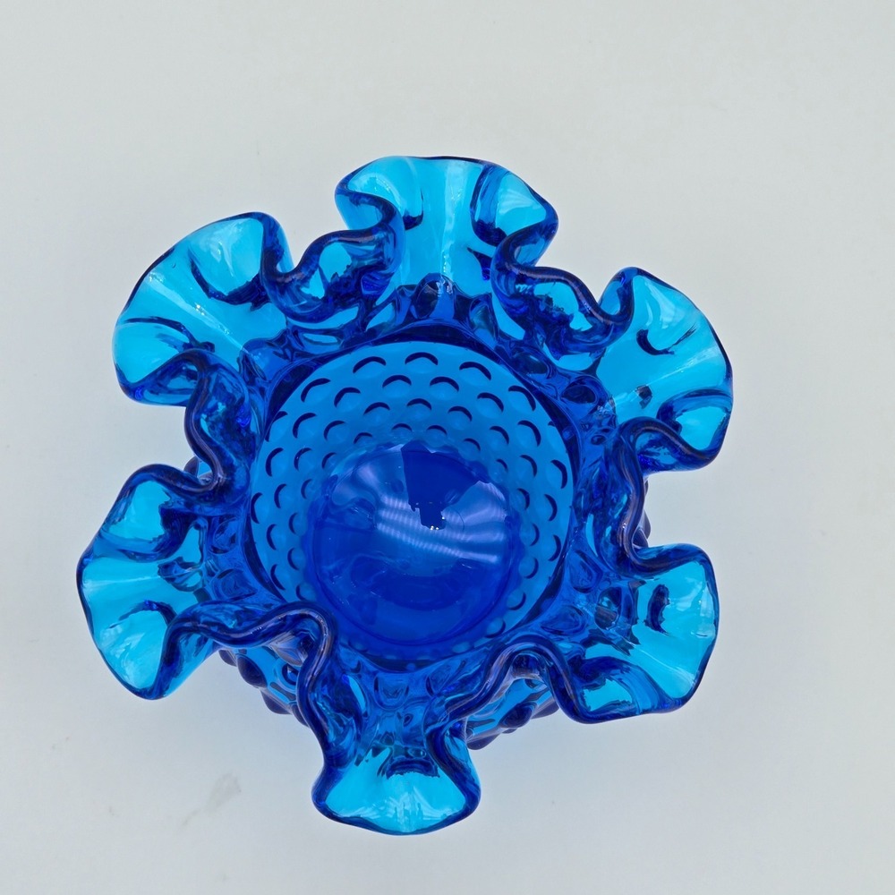 Vintage 1970s Fenton Hobnail Vase Ruffled Double Crimped Colonial Blue 4.25" - Picture 3 of 11